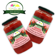 Carica l'immagine nel visualizzatore di Gallery, Passata di Pomodoro fresco dalla Puglia solo con sugo di pomodori Pugliesi una vera Delizia della Puglia